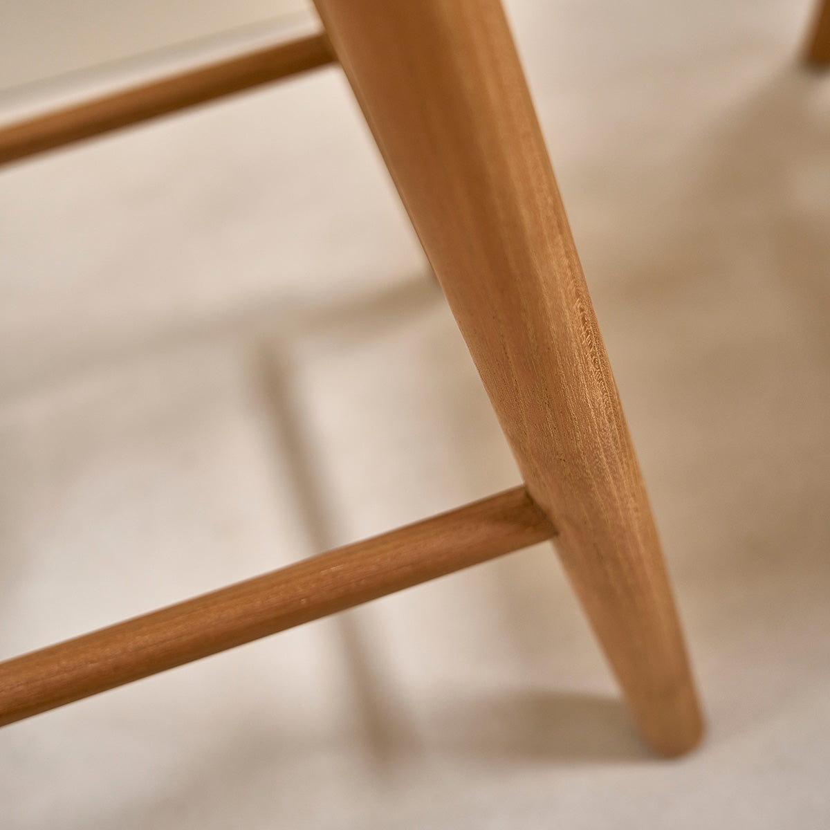 AMBRE - Set di 2 sgabelli in teak massello 65 cm