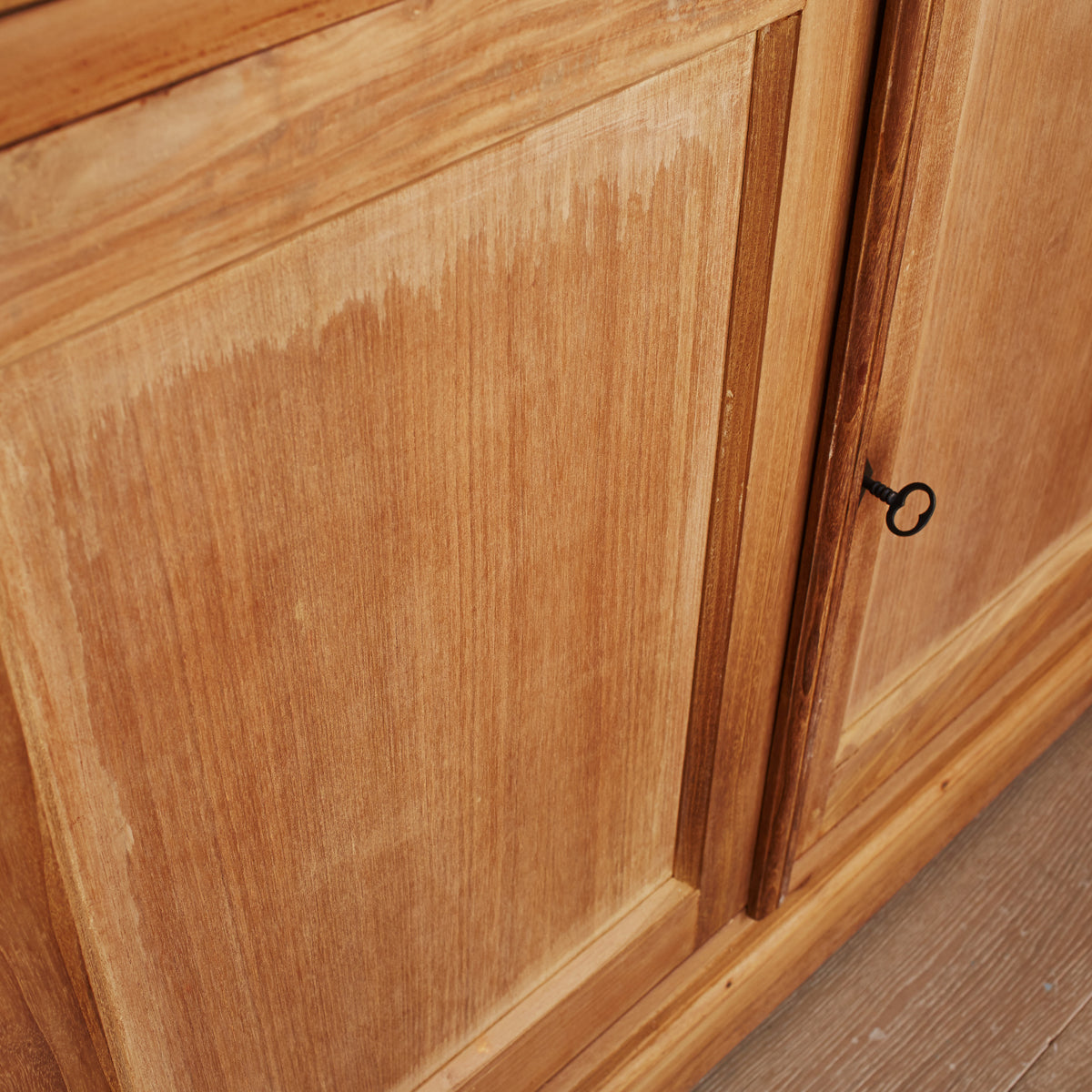 BOSTON - Geschirrschrank aus massivem Teakholz 150 cm