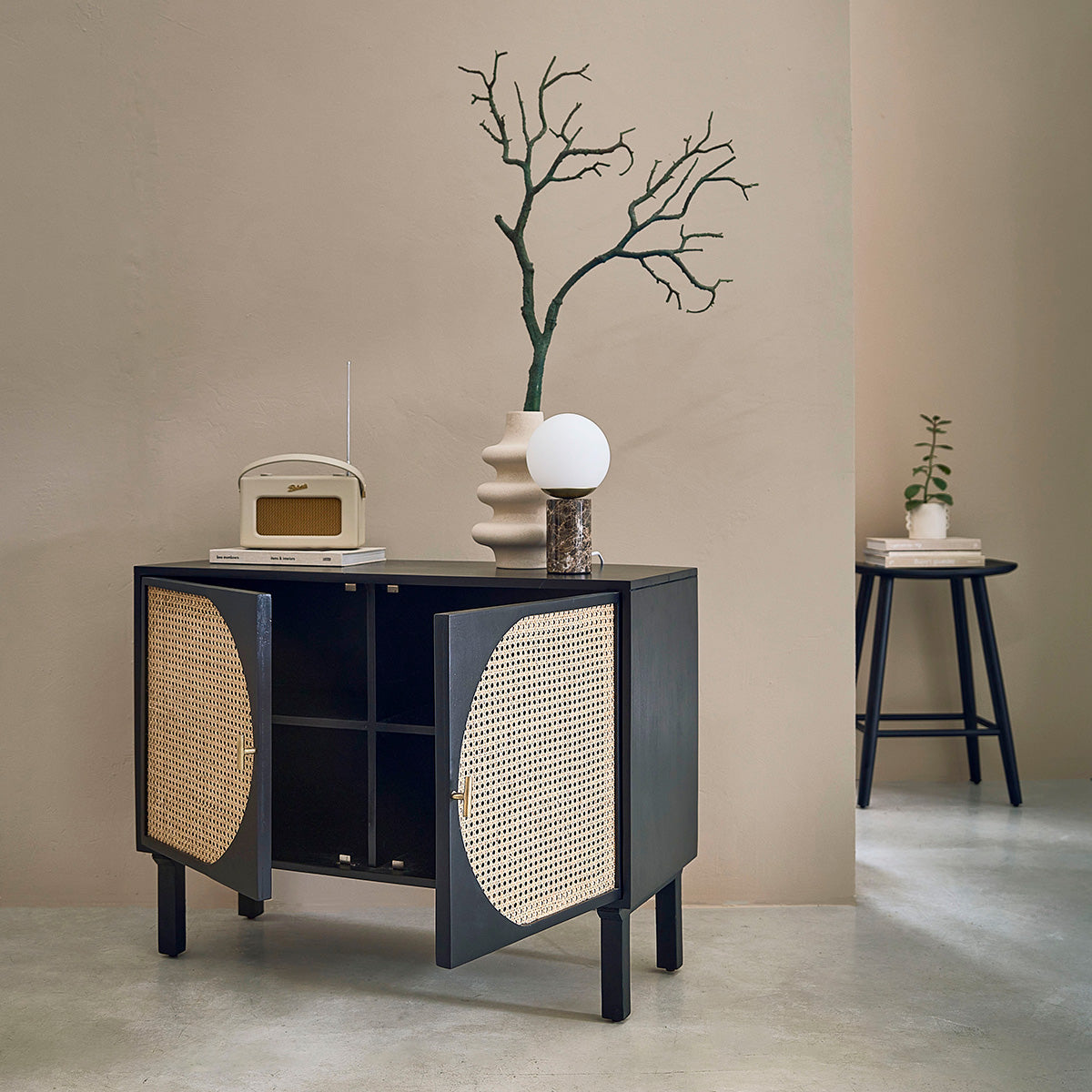 ZULMA - Buffet en manguier massif noir et cannage 100 cm