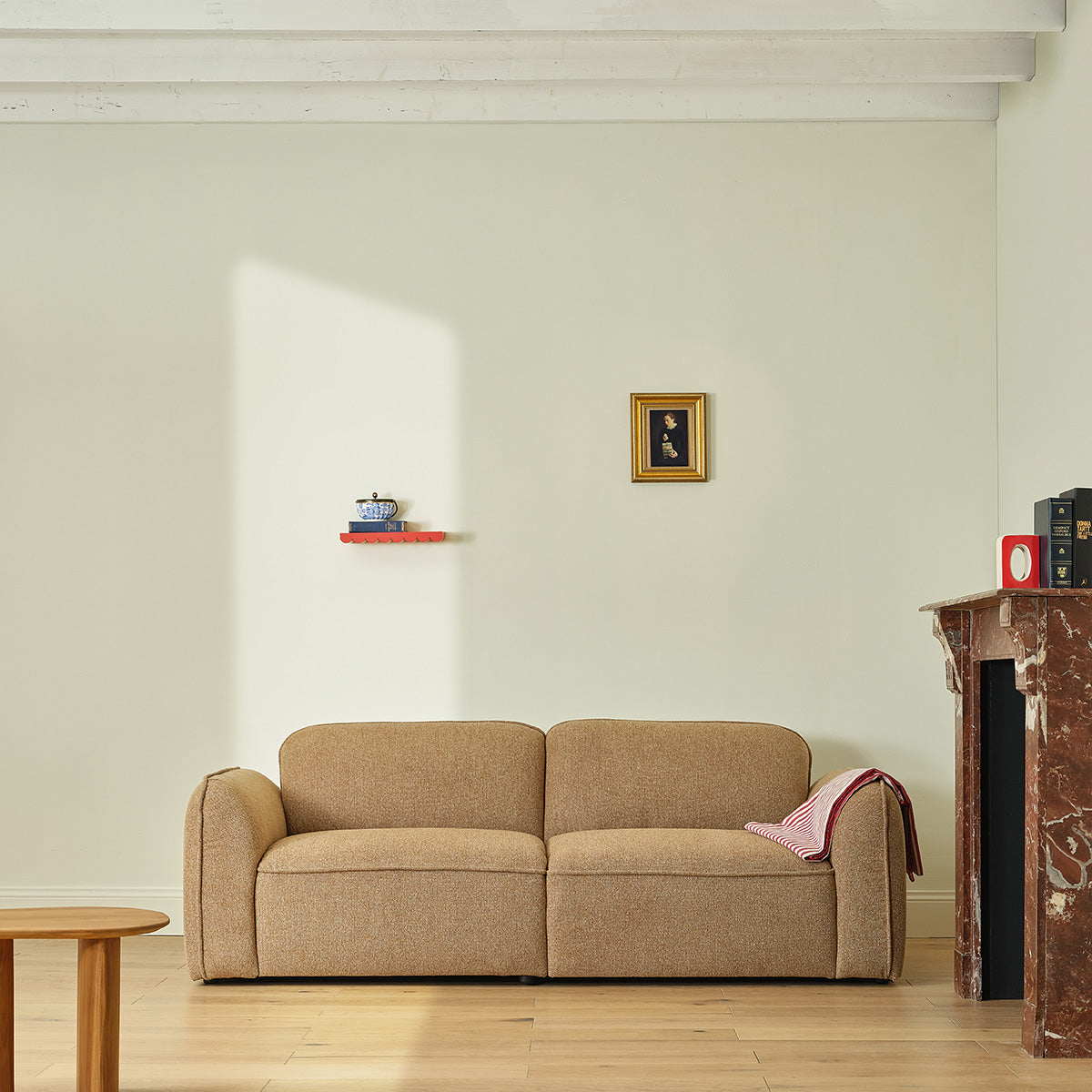 HECTOR - Gerades 3-Sitzer-Sofa aus hellbraun meliertem Strukturstoff