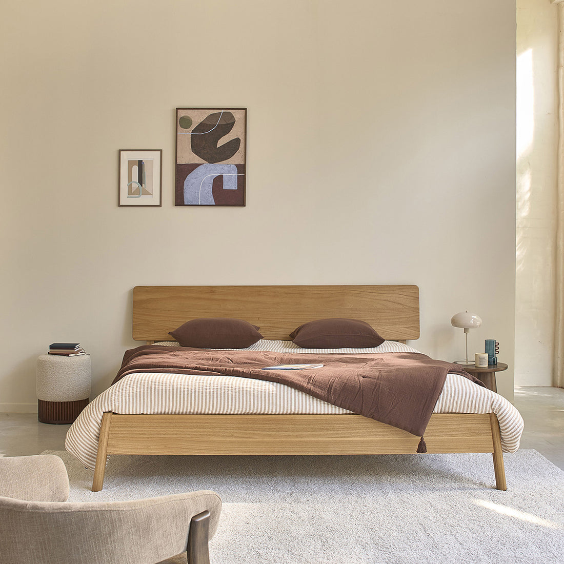MAIA - Lit en bois de mindi 180 cm avec sommier