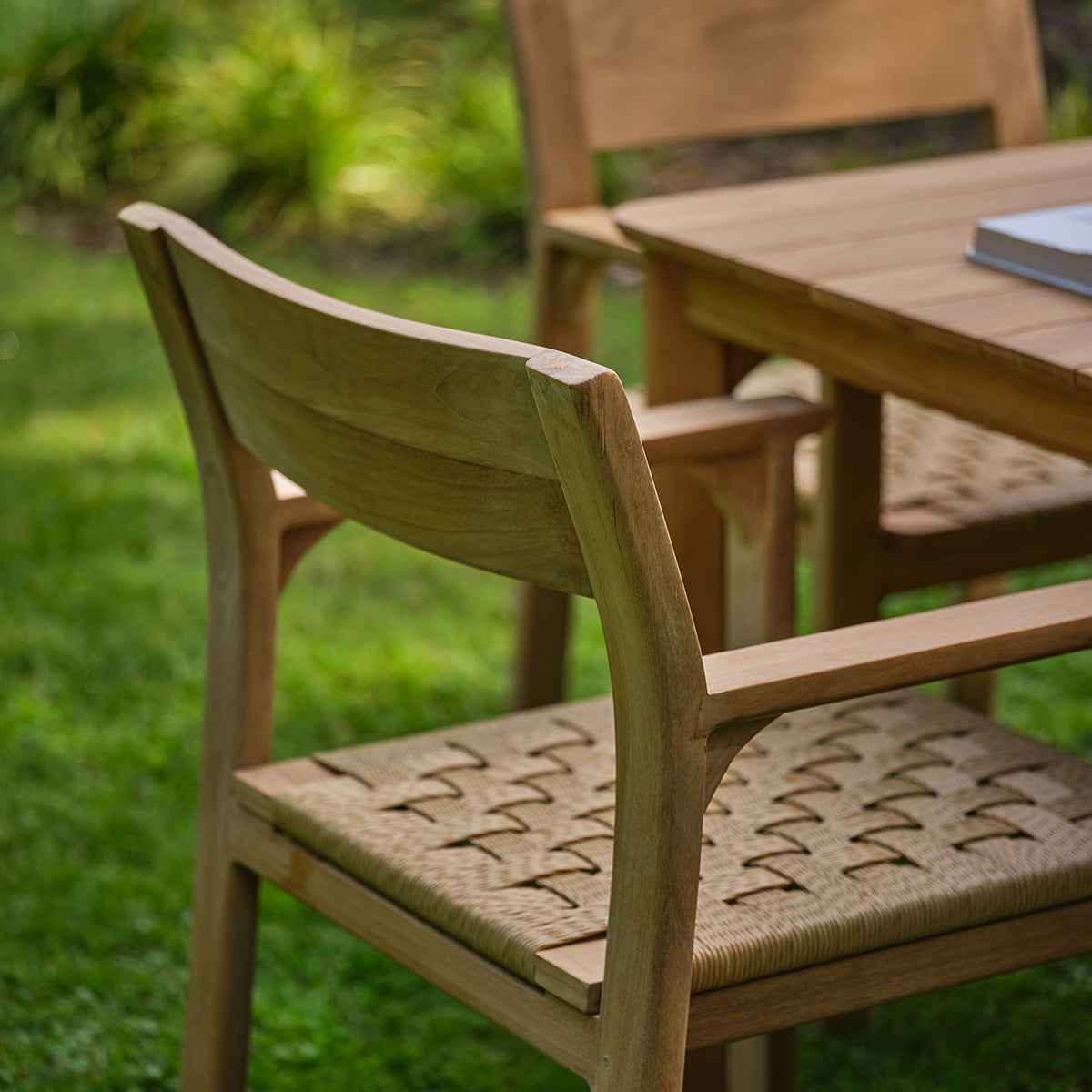 PIANA - Gartenmöbel aus massivem Teakholz und Rattan für 4 Personen