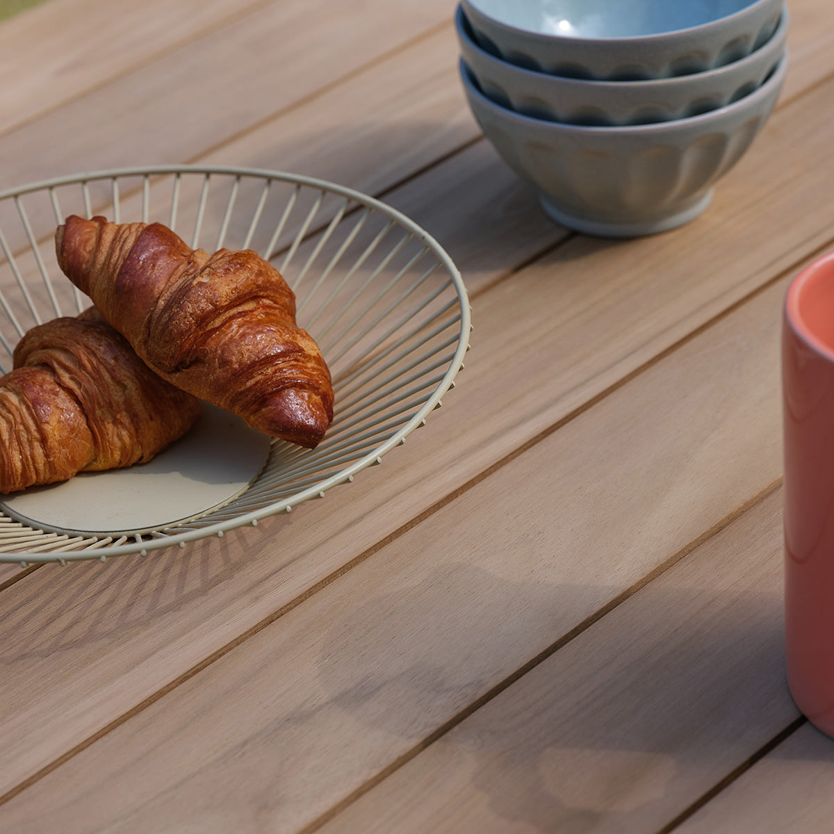 PIANA - Gartentisch aus massivem Teakholz für 8 Personen