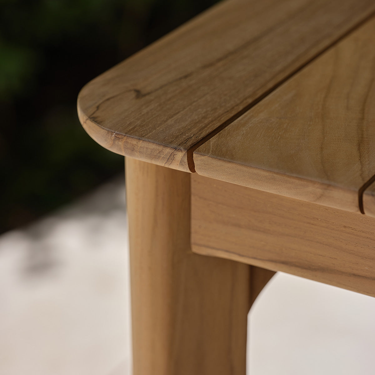 PIANA - Tavolo da giardino alto in teak massiccio per 4 persone.