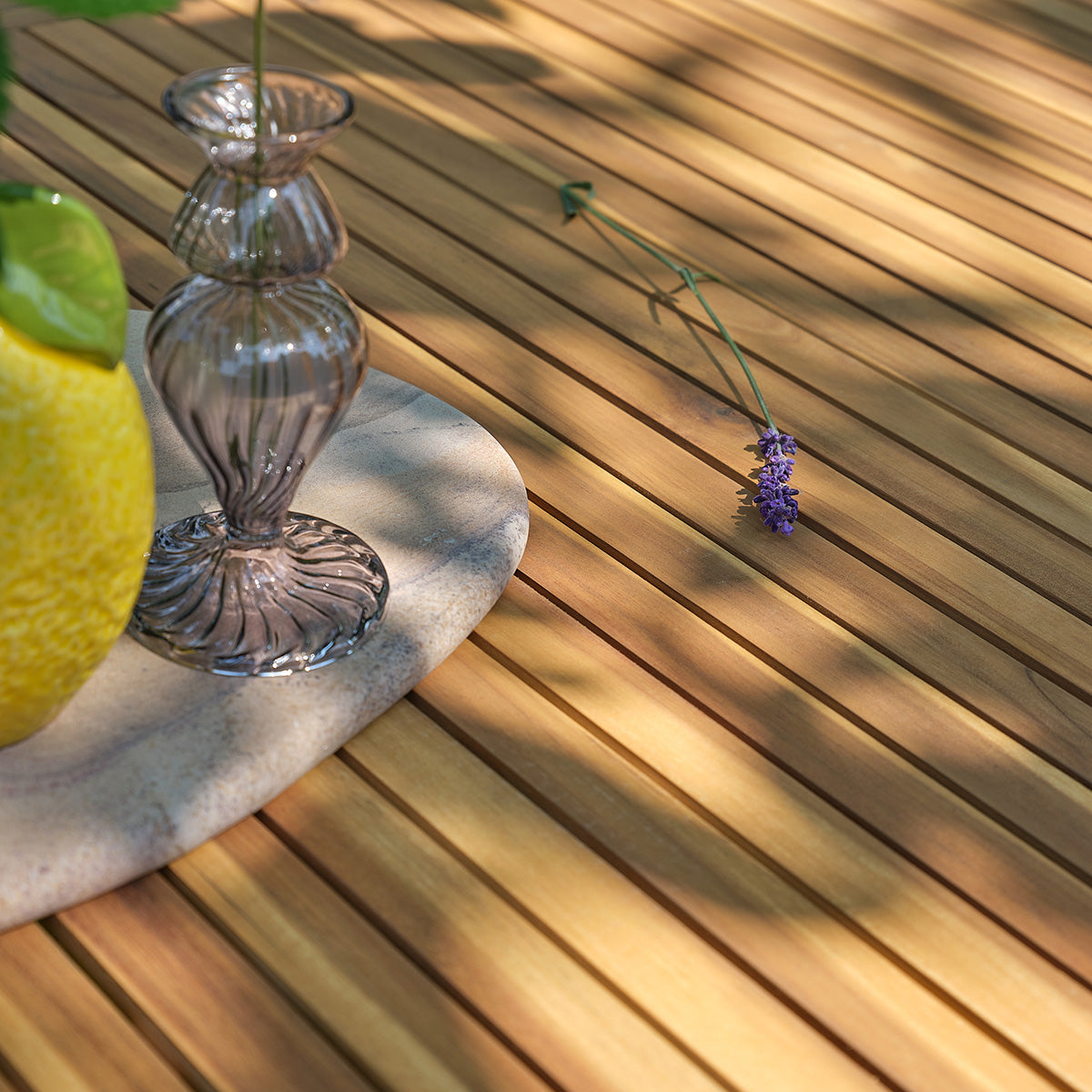 MILOS - Table de jardin en acacia massif huilé 150 cm