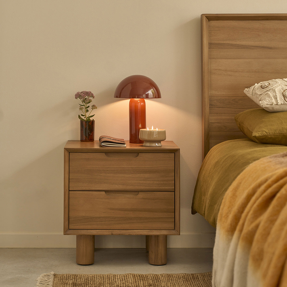 GUSTAVE - Table de chevet en teck massif 50 cm
