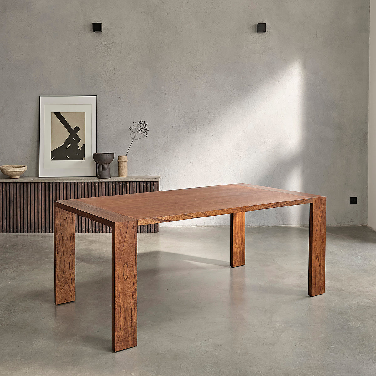 MILO - Table en mindi finition noyer 8 pers.