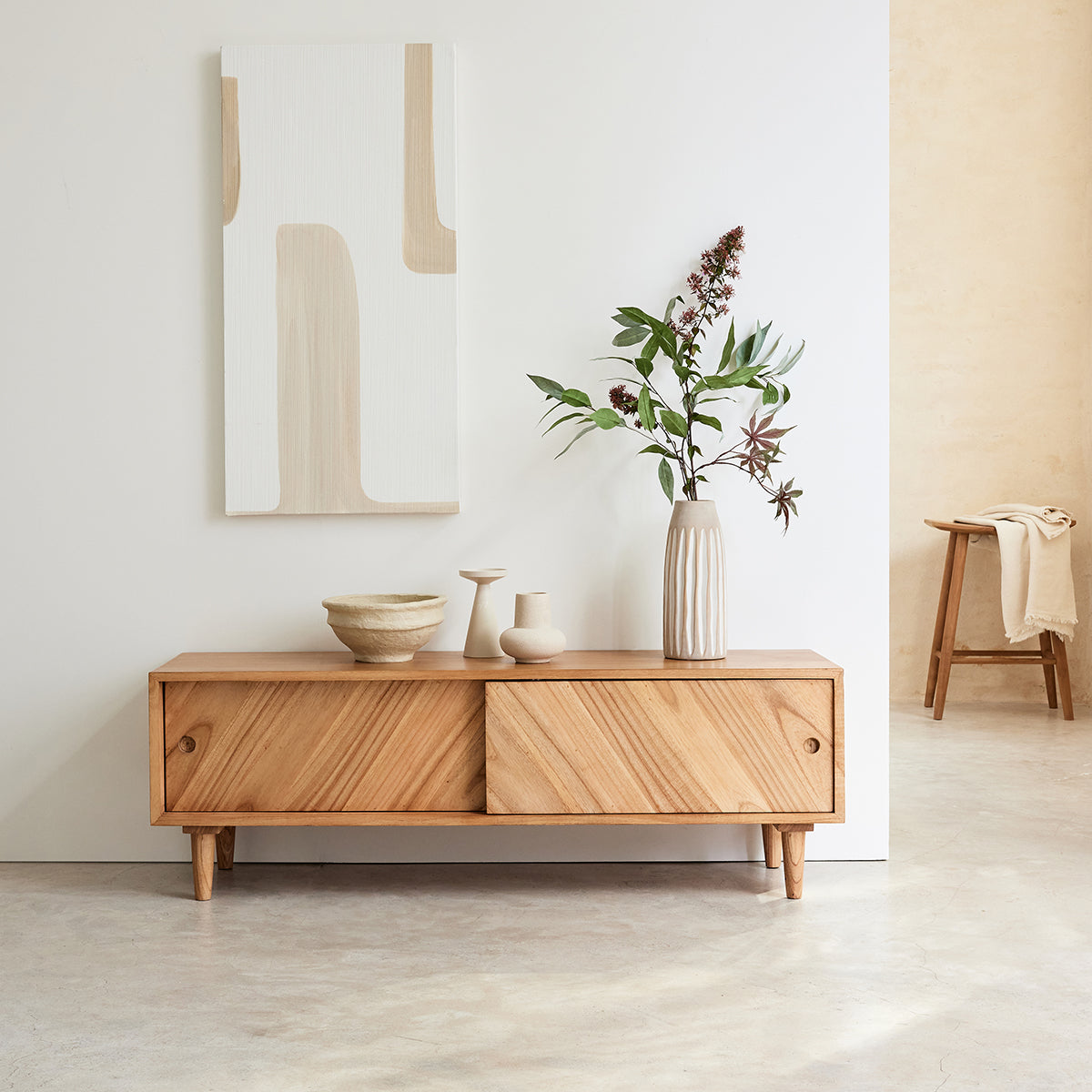 PACÔME - Mobile TV in mindi massello 135 cm