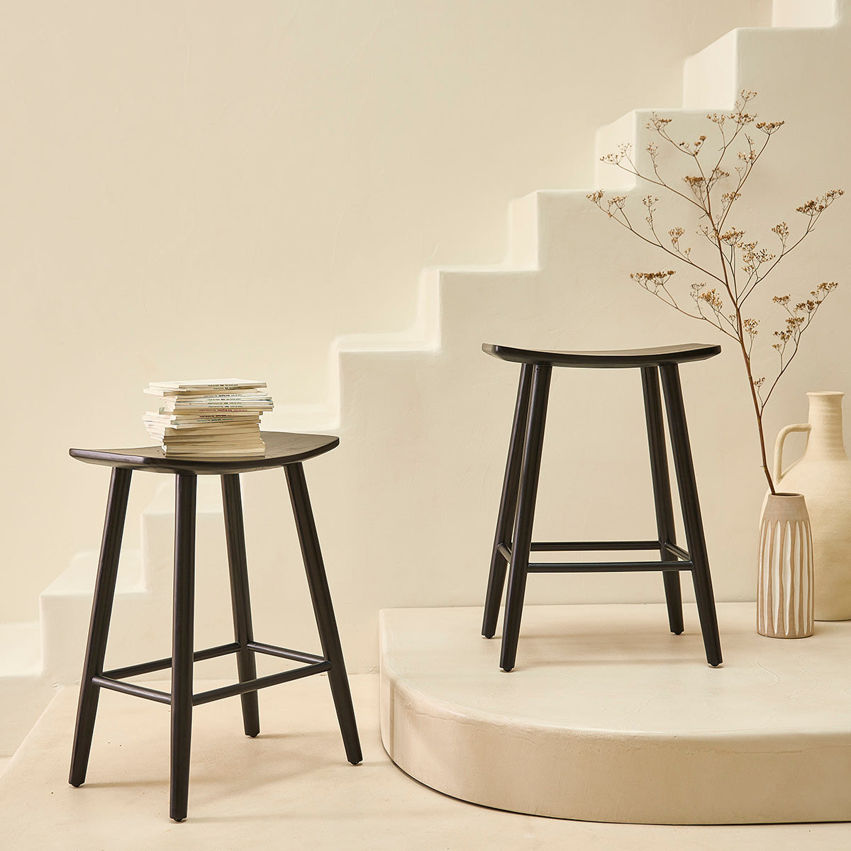 AMBRE - Set di 2 sgabelli in teak massello nero 65 cm