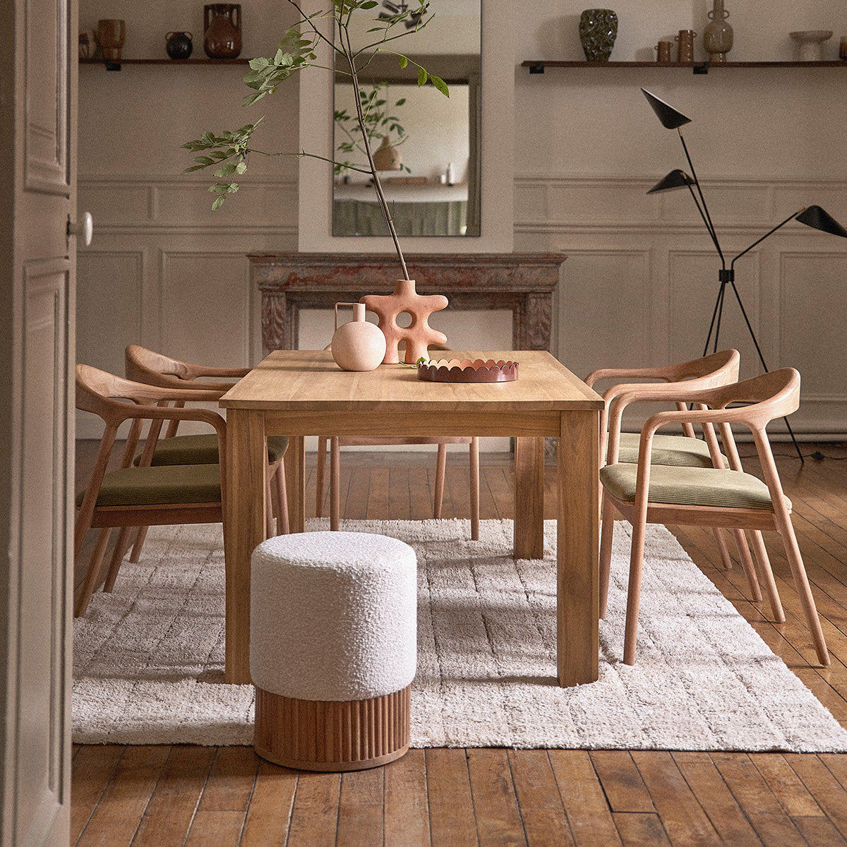 SERENE - Hocker aus massivem Teakholz und weißem Bouclé-Stoff Ø38 cm