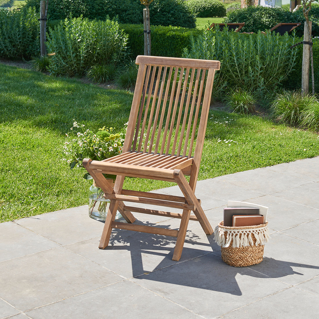 BALI - Chaise de jardin en teck huilé massif pliante