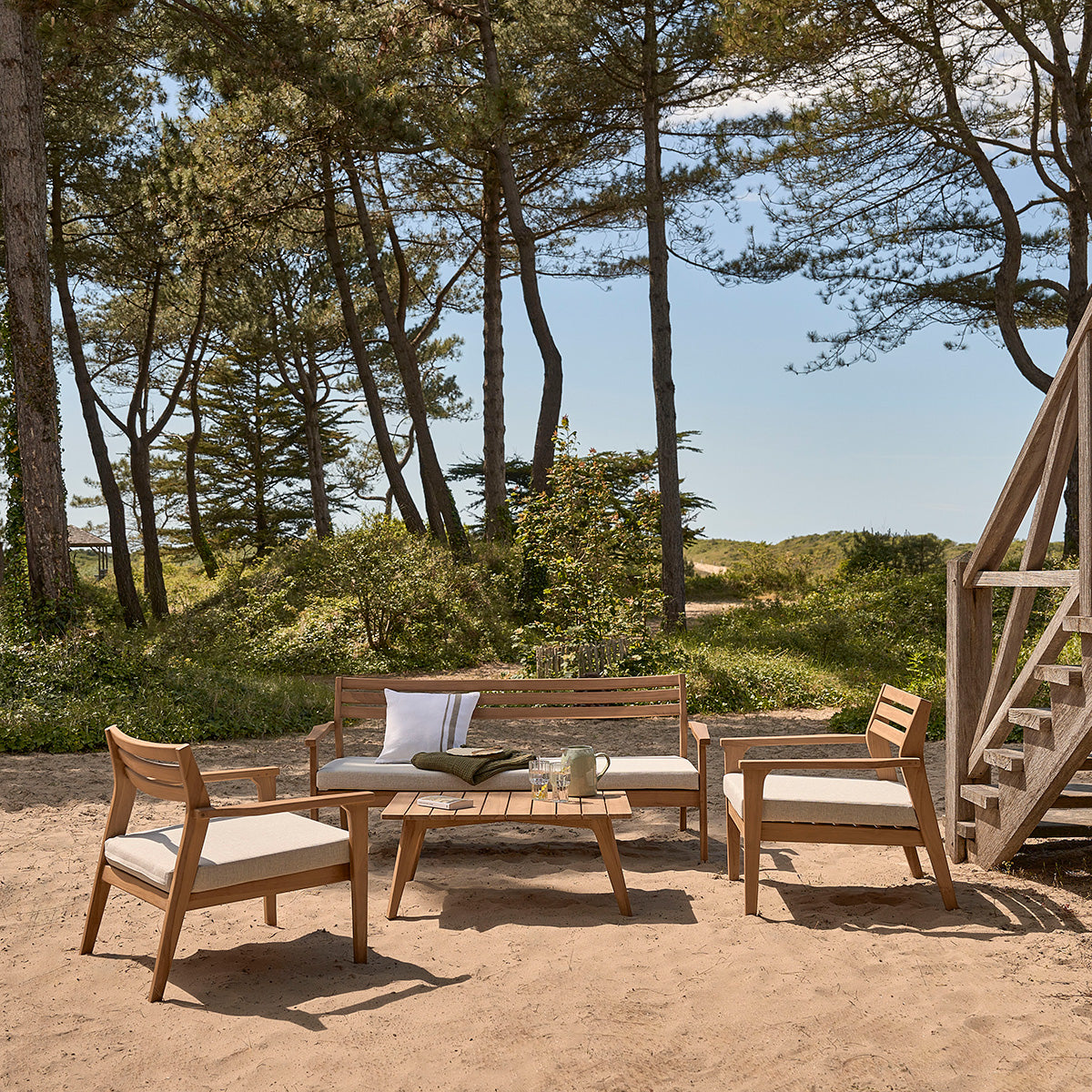 BARI - Salon bas de jardin en teck massif