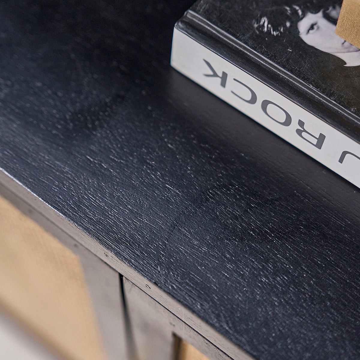 BLAISE - Bibliothèque en manguier massif noire et cannage 170 cm