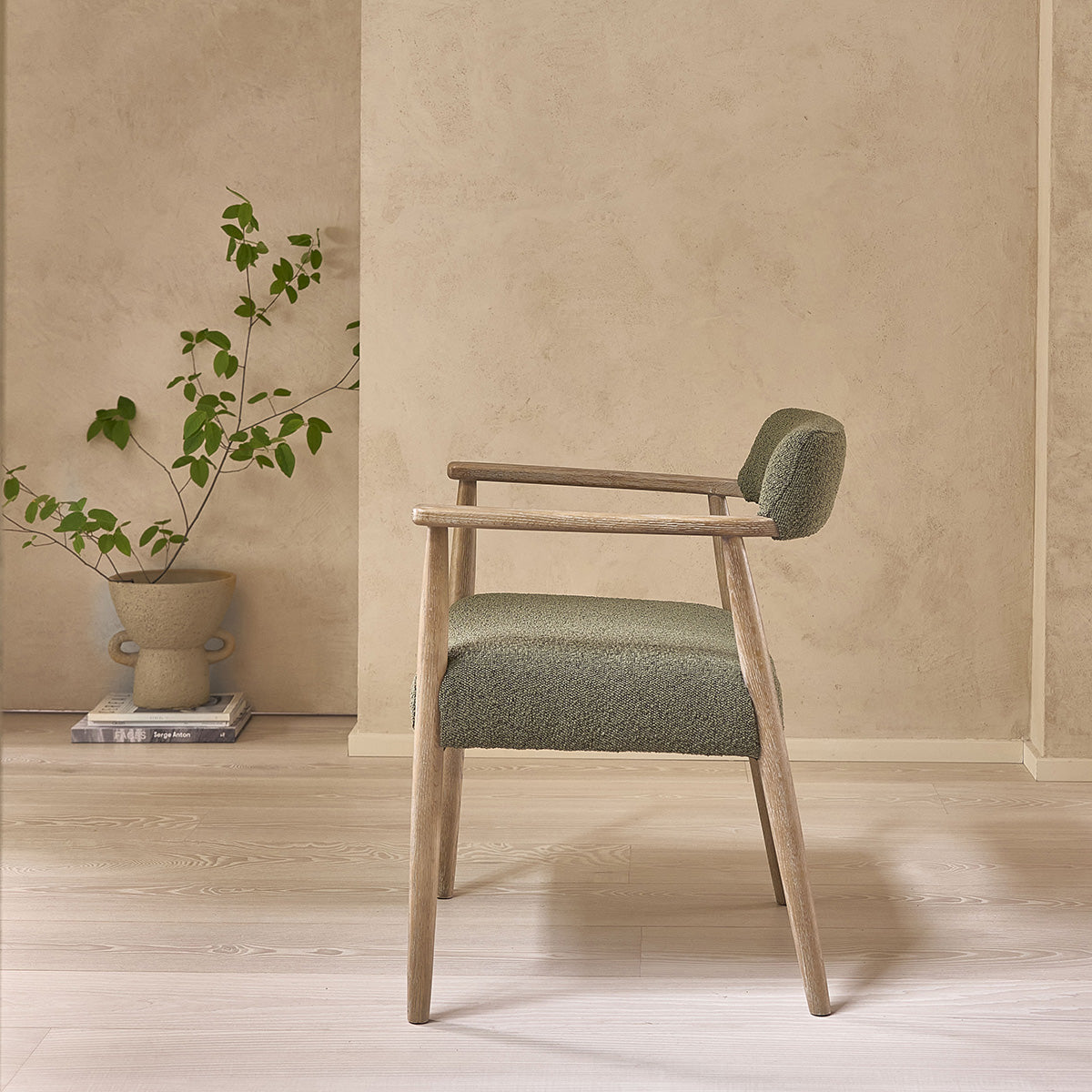 LUISA - Lot de 2 chaises en chêne et tissu bouclette kaki