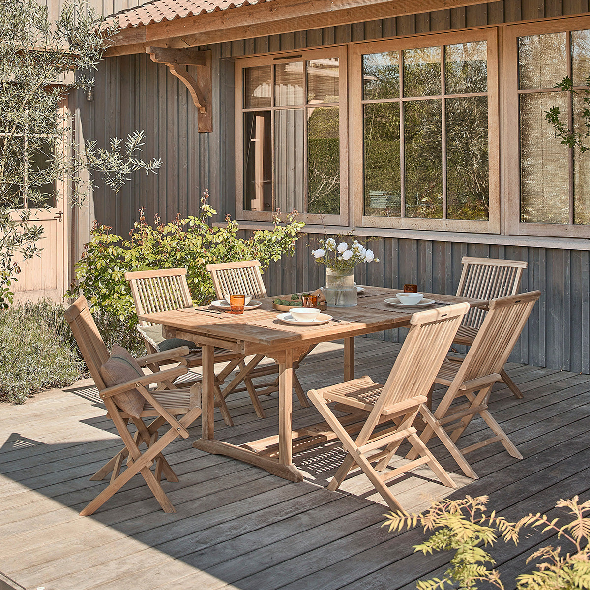 MALTE - Salon de jardin en teck massif extensible 8/10 pers.