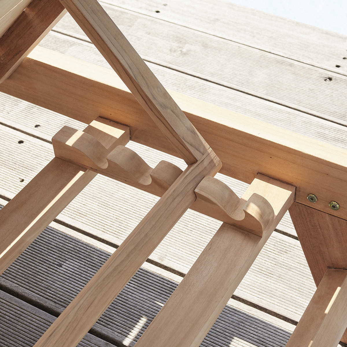 JAYA - Lettino in teak massello