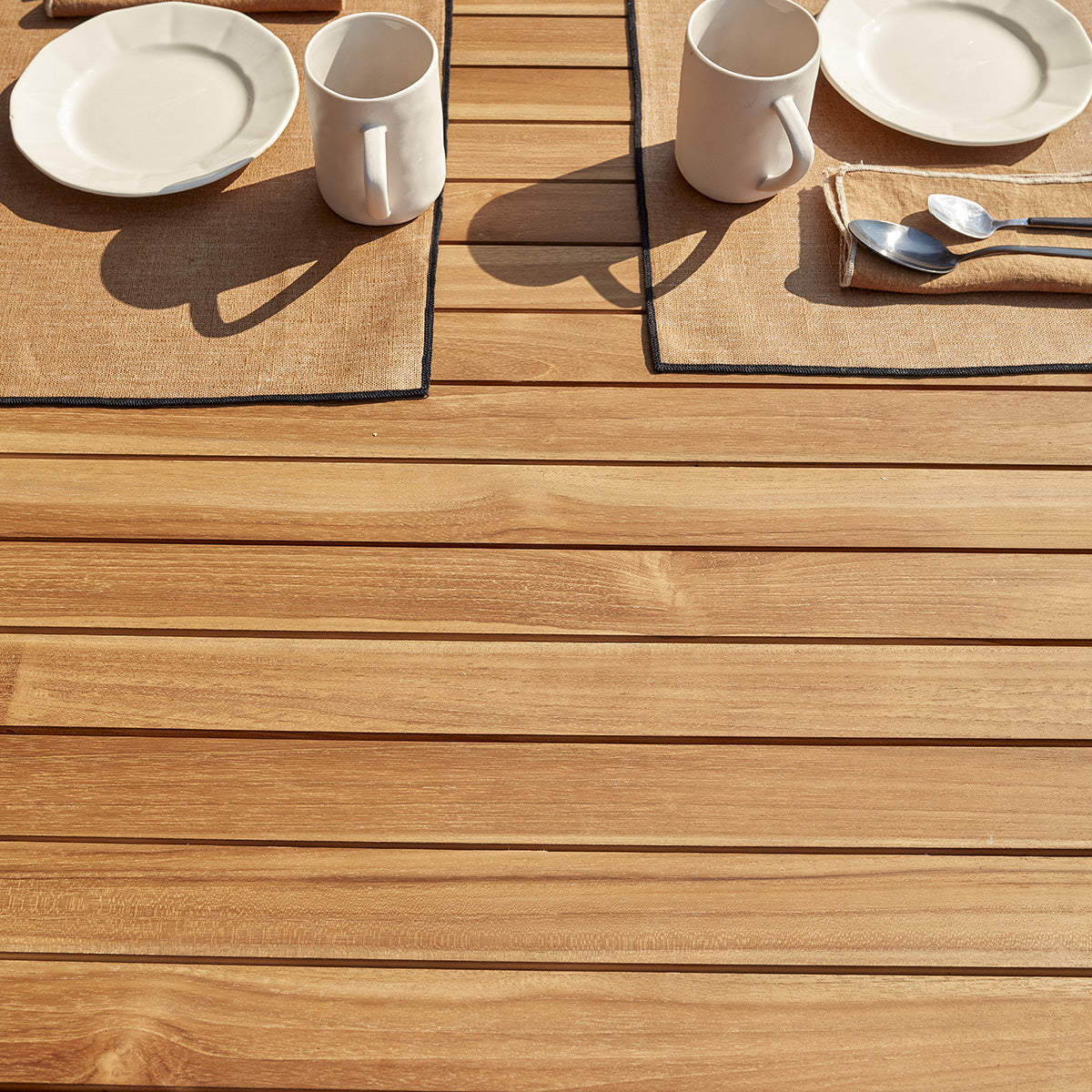 APRIL - Salon de jardin en teck massif 4/6 pers.